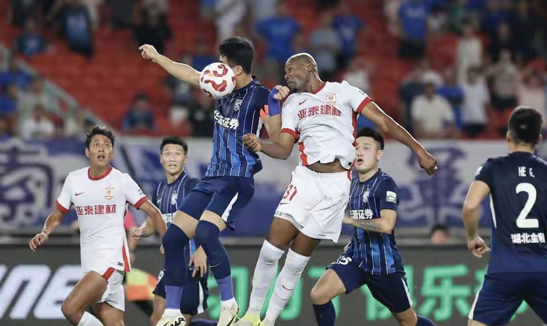 体育直播-坎宁安康宁汉姆